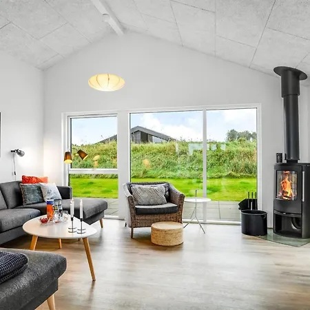 Egil - 1-5km From The Sea By Interhome *